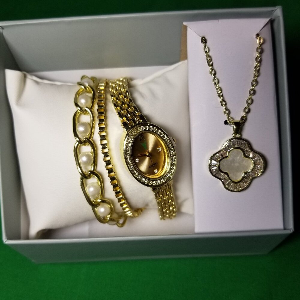 Fashion 4 Piece Jewelry Set Womens Watch Bracelet Necklace Ladies Yaamava NIB